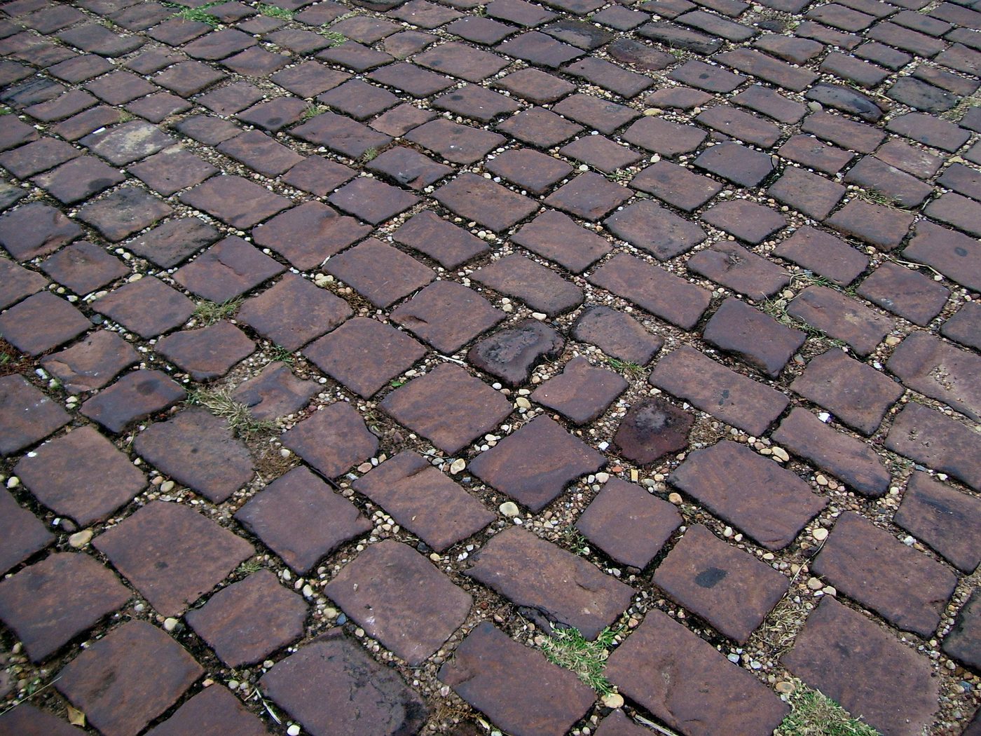 Illustrative stone paving layout in an exterior application